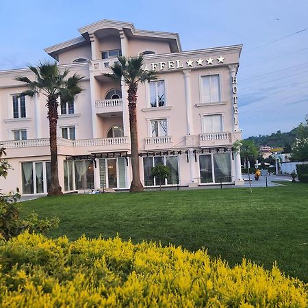 Hotel Eiffel Yrsheku Buitenkant foto