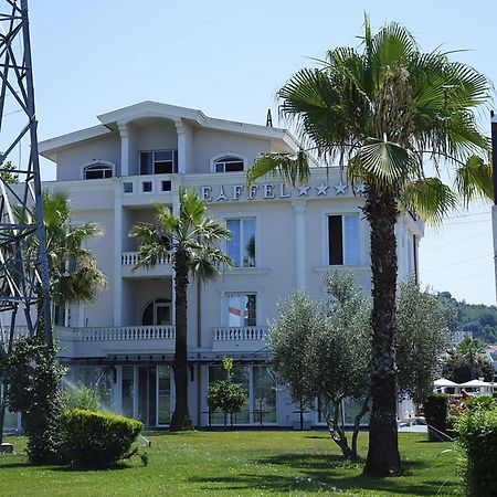 Hotel Eiffel Yrsheku Buitenkant foto