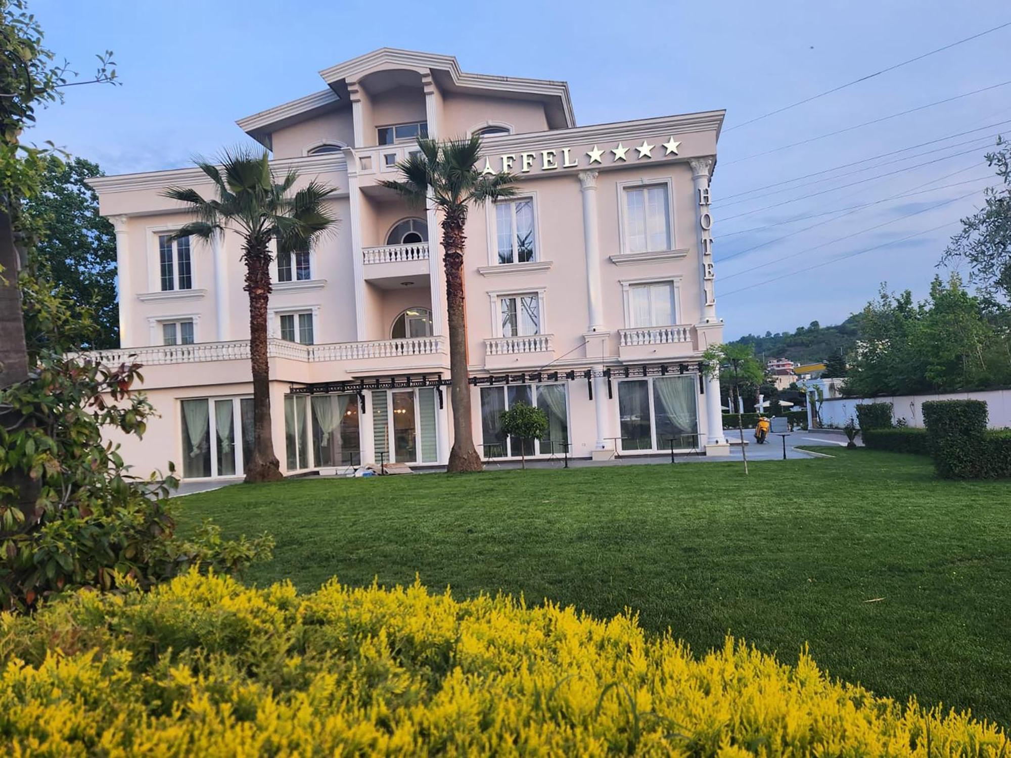 Hotel Eiffel Yrsheku Buitenkant foto