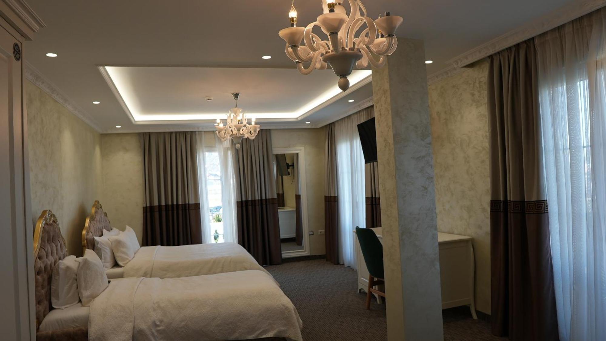 Hotel Eiffel Yrsheku Buitenkant foto