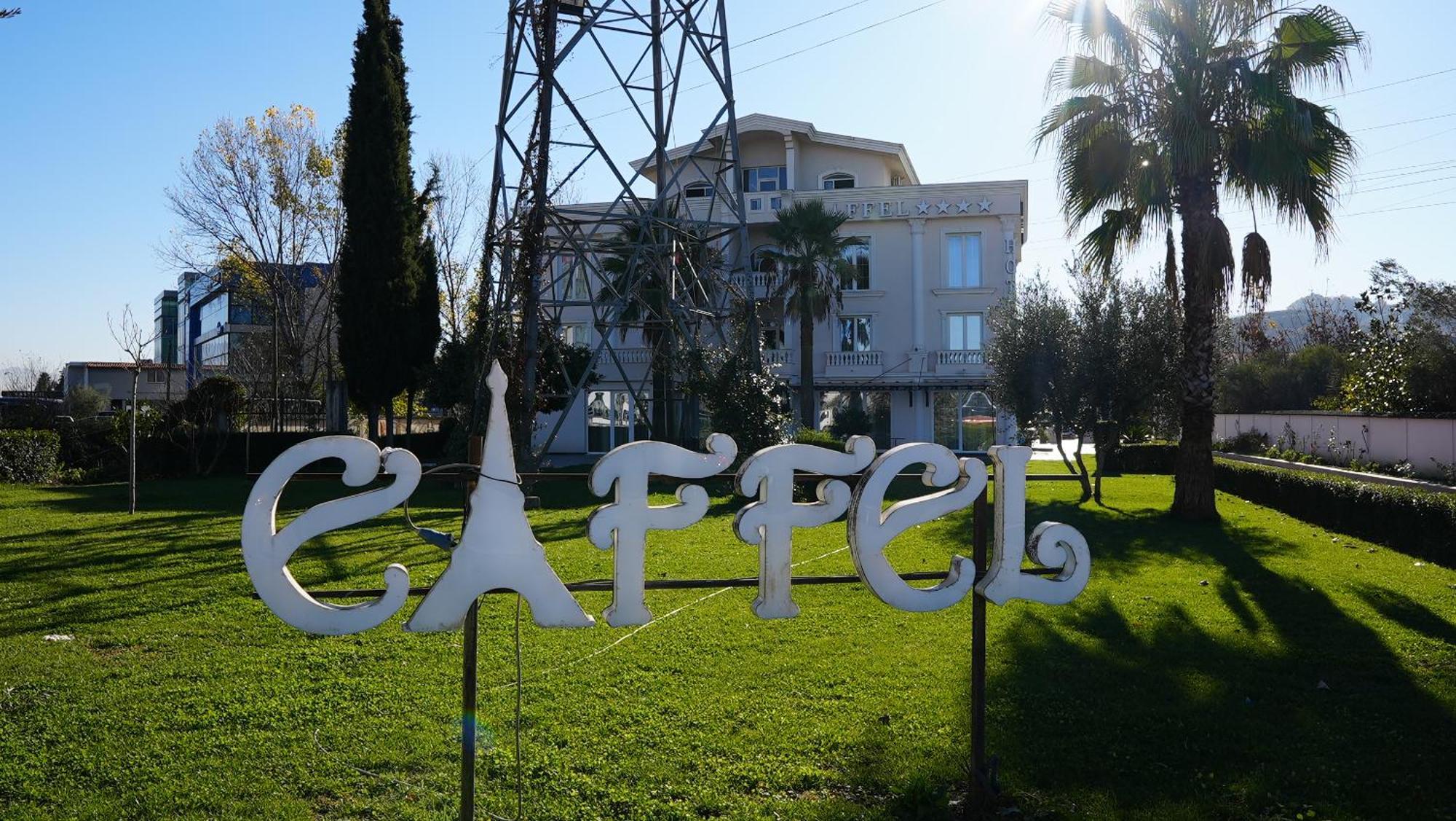 Hotel Eiffel Yrsheku Buitenkant foto